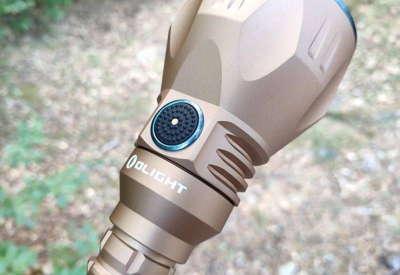 Olight Javelit Pro